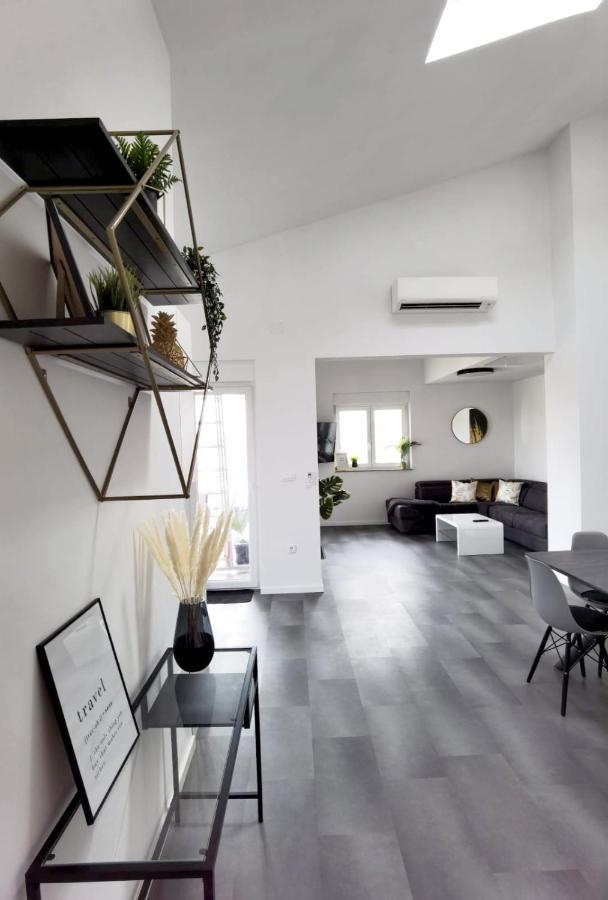 Apartments Bora Ližnjan Esterno foto