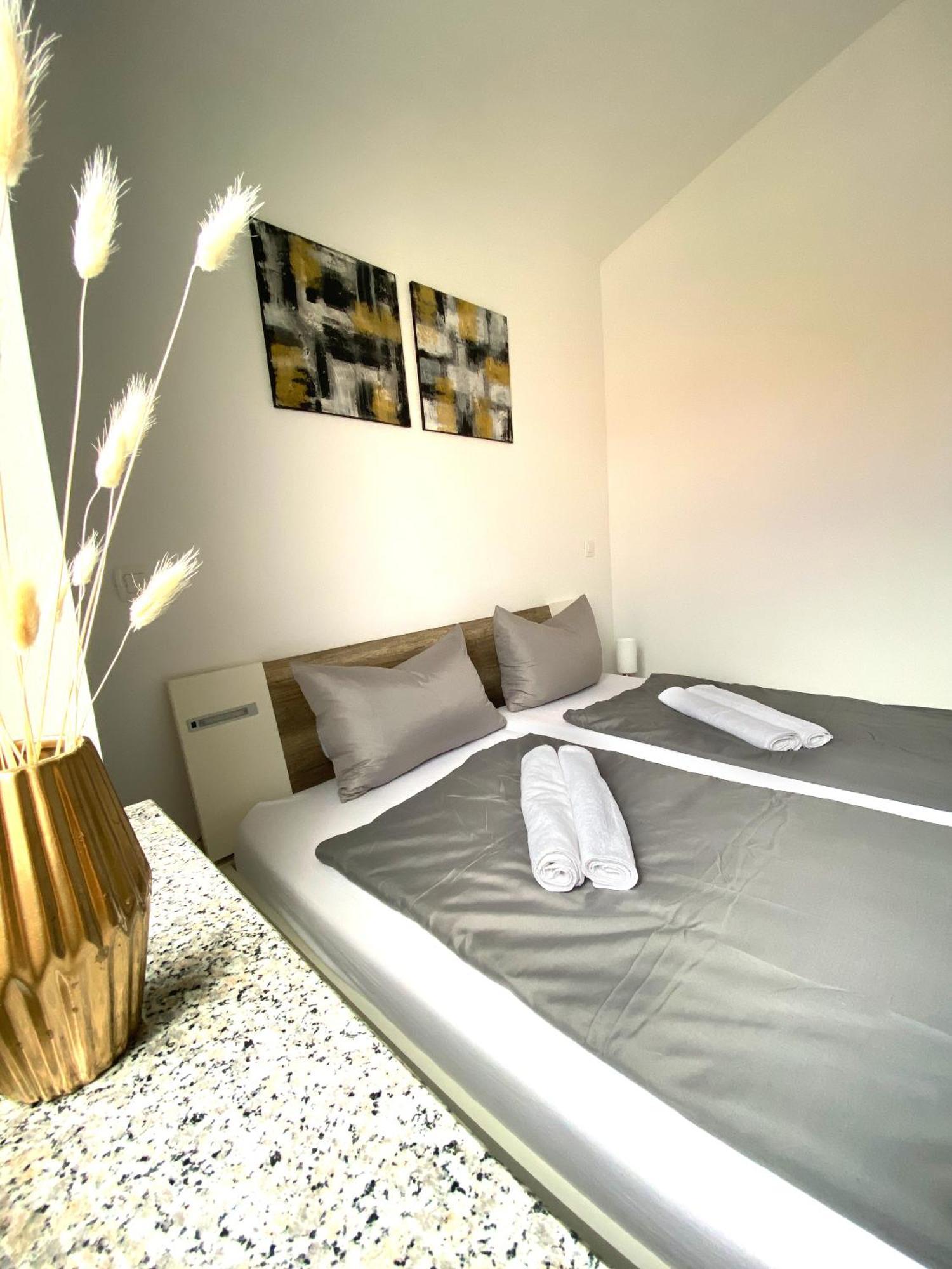 Apartments Bora Ližnjan Esterno foto