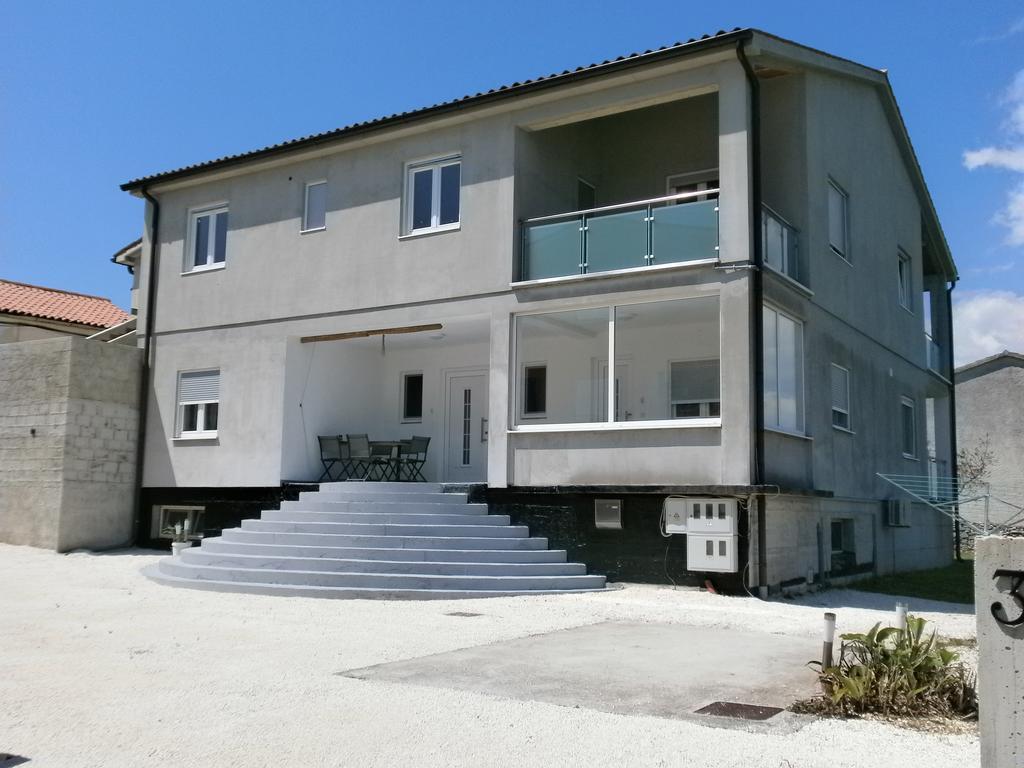 Apartments Bora Ližnjan Esterno foto